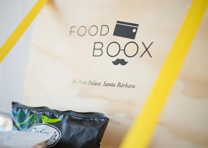 Petit Palace Santa BárbaraAlbergo